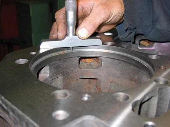 Капремонт_Проверка или ремонт блока цилиндров