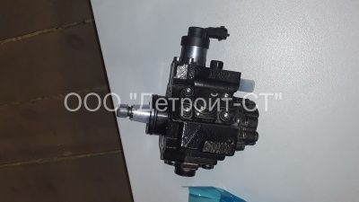 Топливный насос Cummins 4990601 фото запчасти