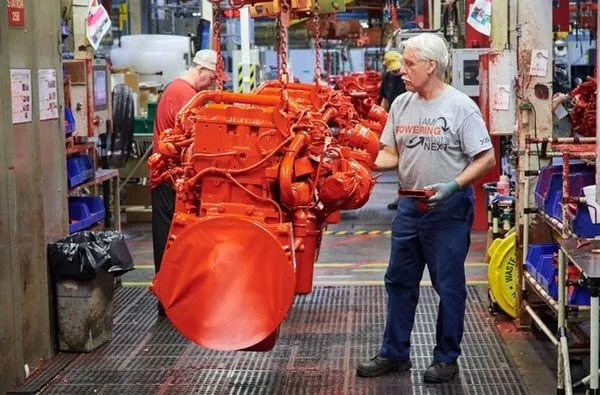 2-миллионный двигатель Cummins 2-миллионный двигатель Cummins