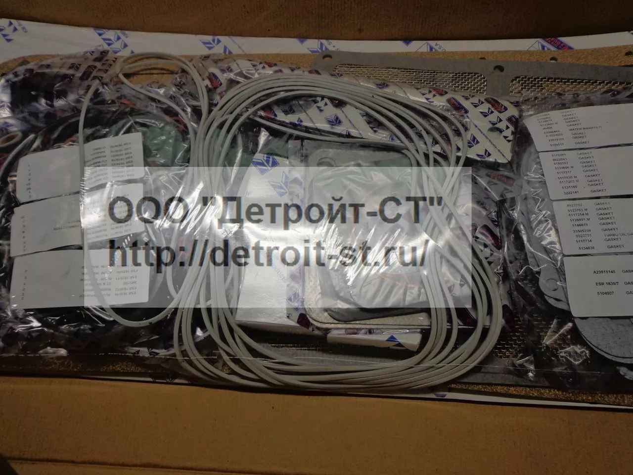 Набор прокладок двигателя Detroit Diesel 16V92 23512687 фото запчасти